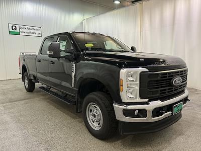 New 2025 Ford F-250 XL Crew Cab 4x4 Pickup for sale #F213402 - photo 1