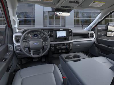 New 2025 Ford F-550 - photo 1