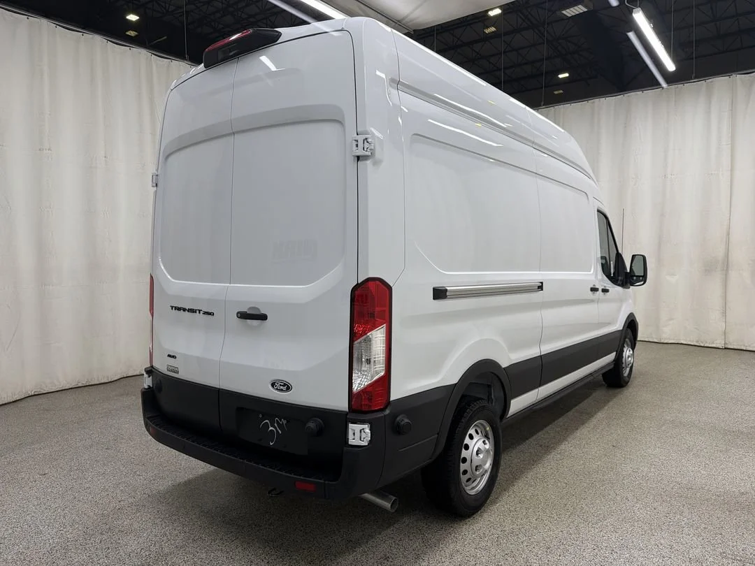 New 2026 Ford Transit 250 - photo 9