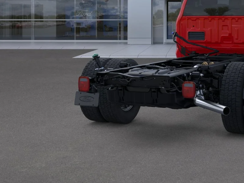 New 2026 Ford F-550 - photo 21