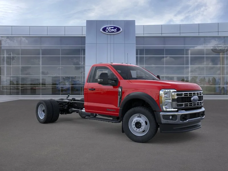 New 2026 Ford F-550 - photo 7