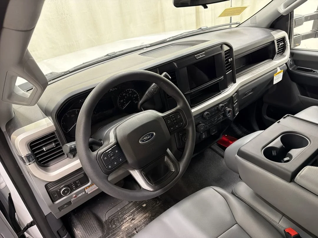 New 2026 Ford F-550 - photo 12