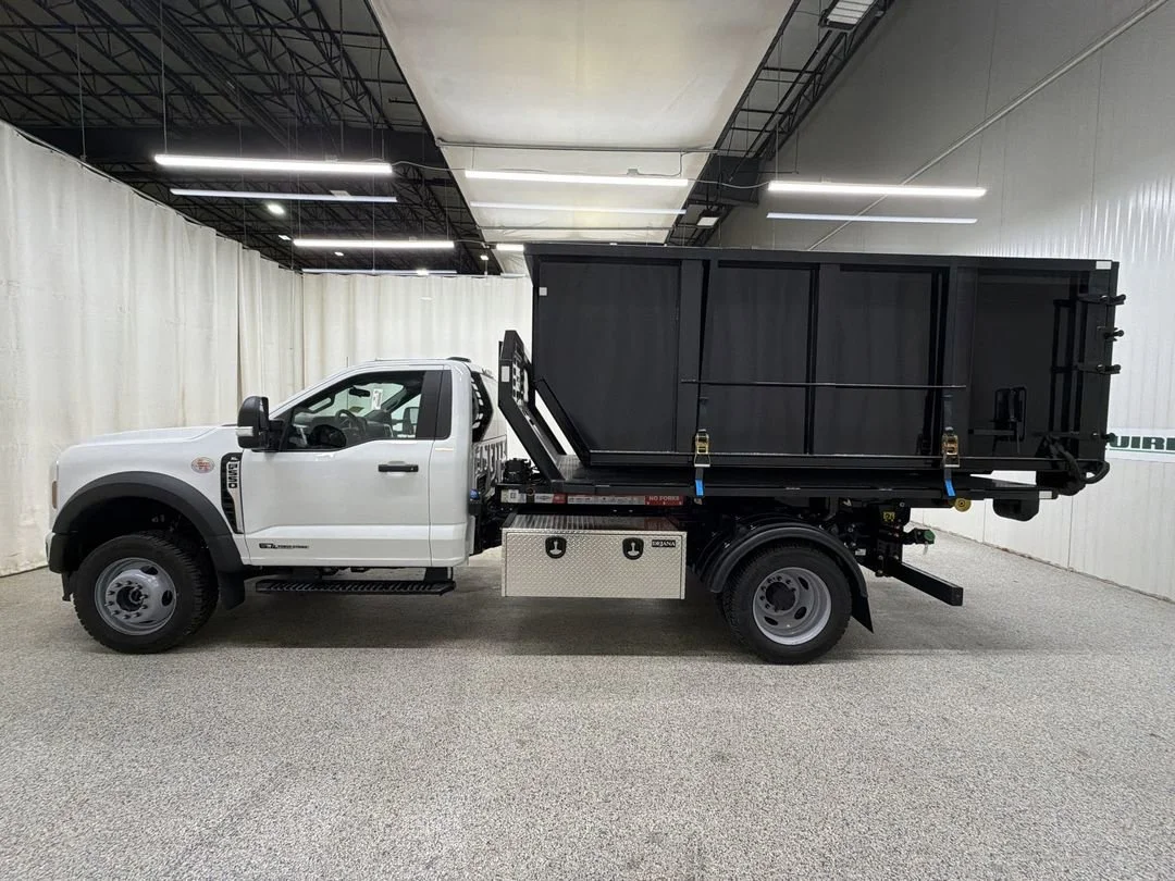 New 2026 Ford F-550 - photo 6