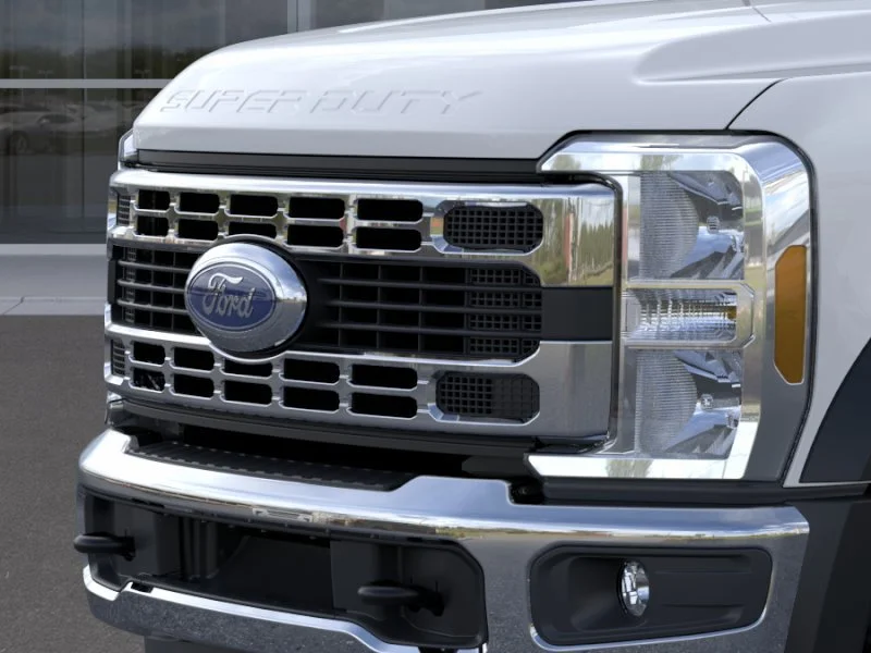 New 2026 Ford F-550 - photo 19