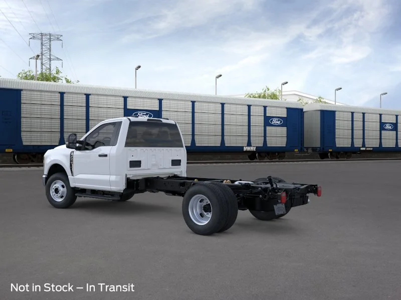 New 2026 Ford F-350 - photo 2