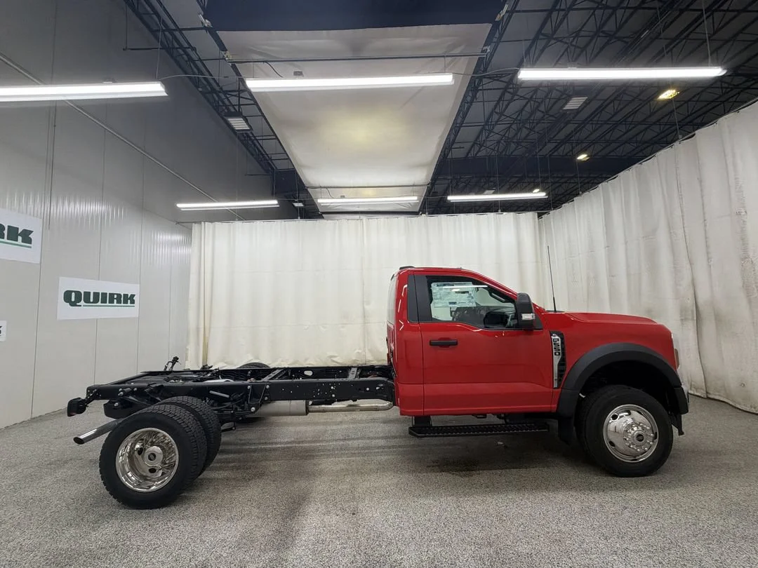 New 2026 Ford F-550 - photo 7