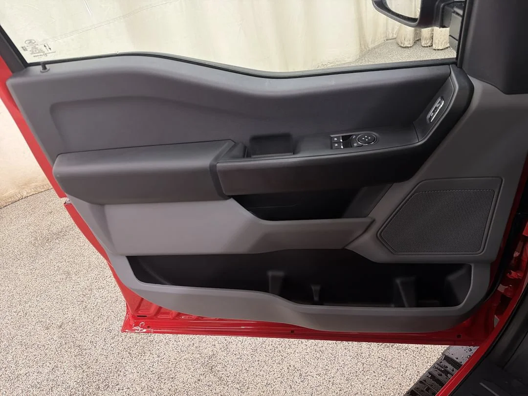 New 2026 Ford F-550 - photo 19