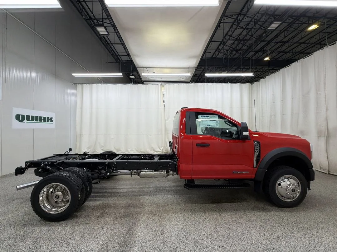 New 2026 Ford F-550 - photo 7