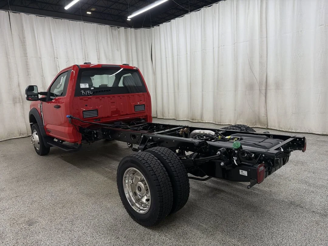 New 2026 Ford F-550 - photo 11