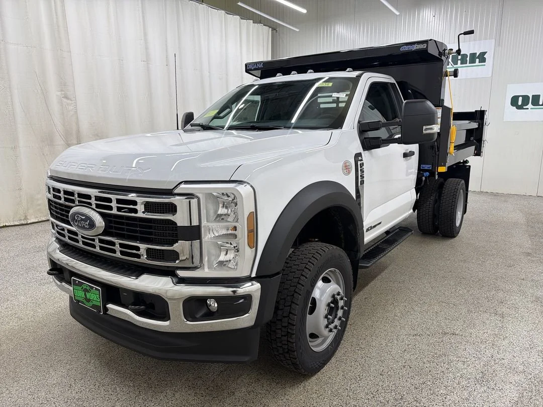 New 2026 Ford F-550 - photo 5