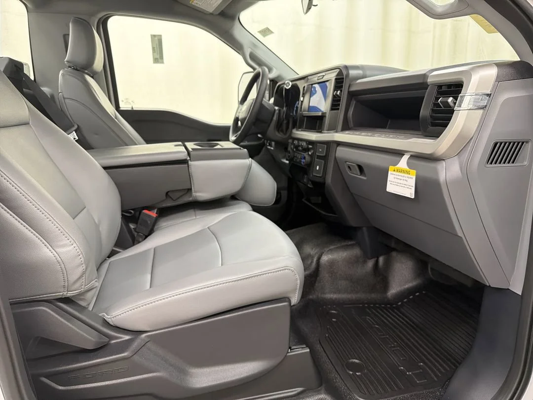 New 2026 Ford F-550 - photo 16