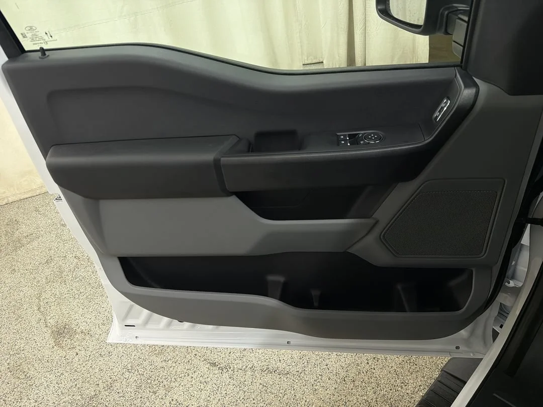 New 2026 Ford F-550 - photo 19