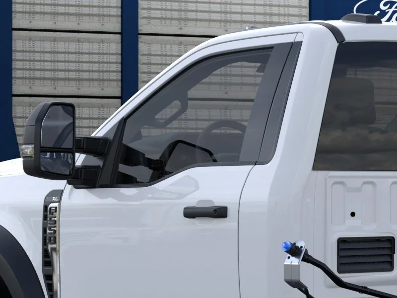 New 2026 Ford F-550 - photo 22