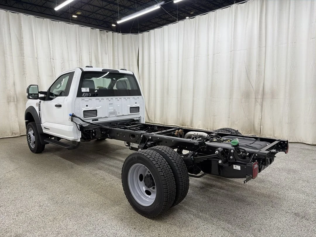 New 2026 Ford F-550 - photo 11