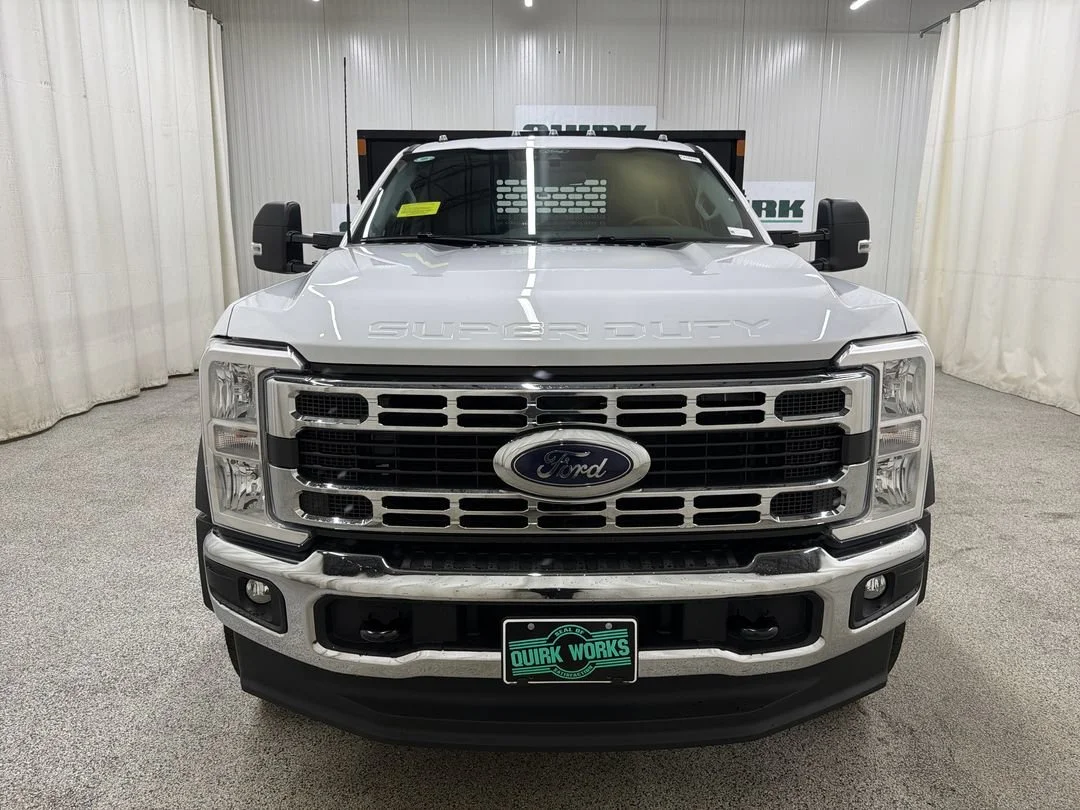 New 2026 Ford F-550 - photo 2