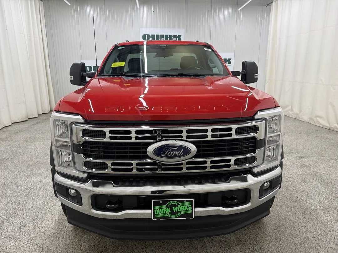 New 2026 Ford F-550 - photo 2