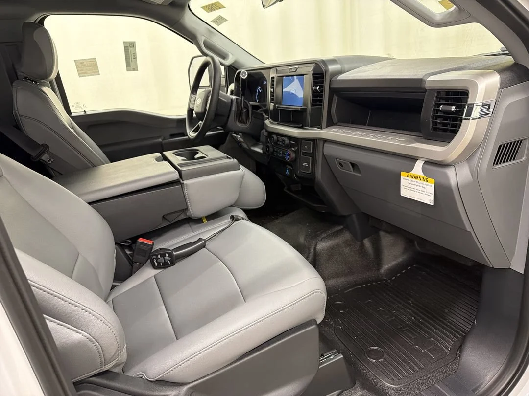 New 2026 Ford F-550 - photo 16