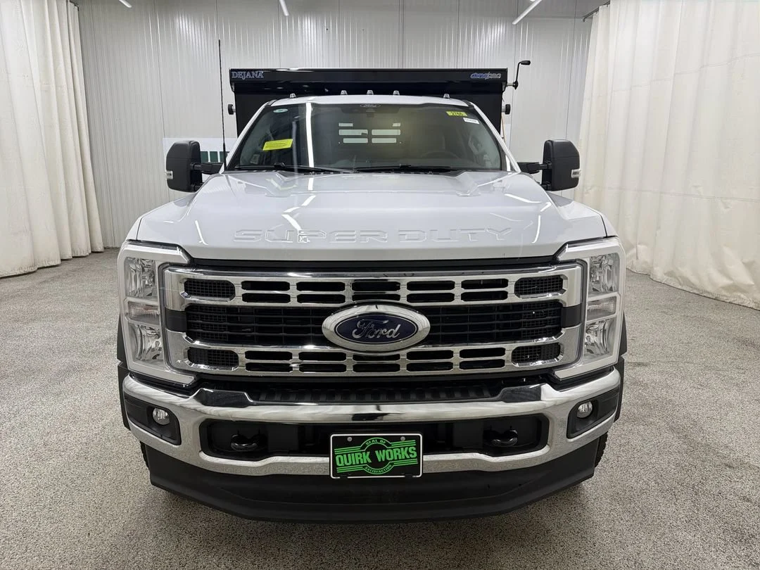 New 2026 Ford F-550 - photo 2