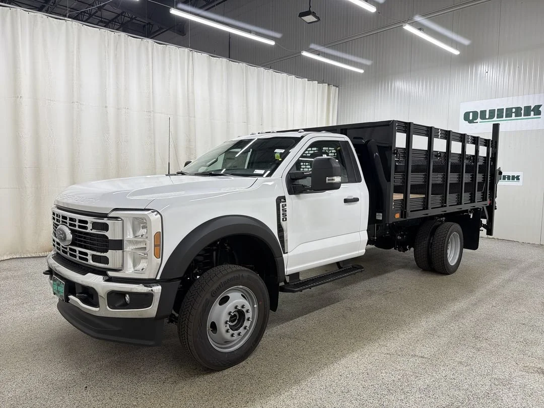New 2026 Ford F-550 - photo 2