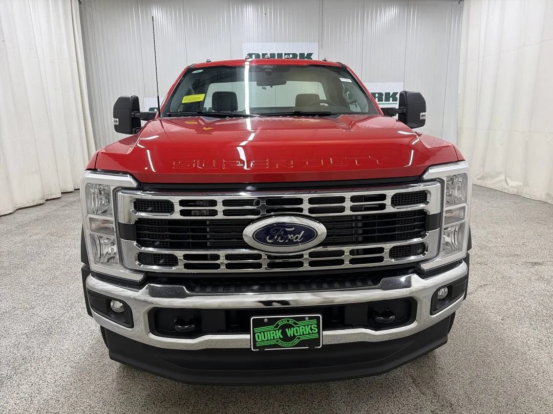 New 2026 Ford F-550 - photo 2