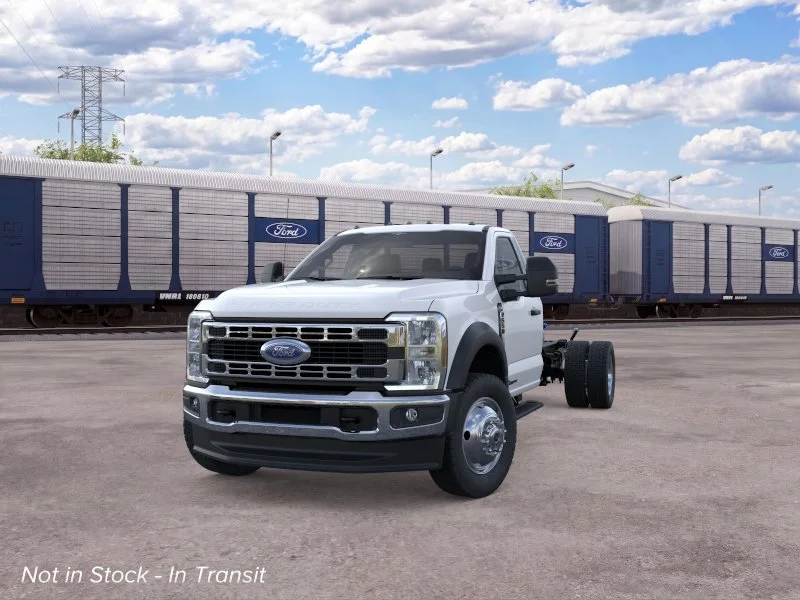 New 2026 Ford F-550 - photo 2