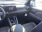 2025 Chevrolet Colorado Crew Cab 4WD Pickup for sale #51395 - photo 12