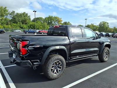 2025 Chevrolet Colorado Crew Cab 4WD Pickup for sale #51451 - photo 2