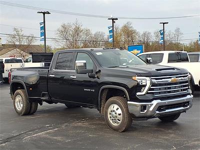 2025 Chevrolet Silverado 3500 Crew Cab 4WD Pickup for sale #51859 - photo 1