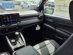 2025 Chevrolet Colorado Crew Cab 4WD Pickup for sale #52039 - photo 10