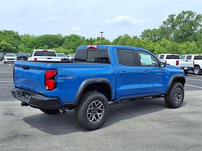 2025 Chevrolet Colorado Crew Cab 4WD Pickup for sale #52128 - photo 2