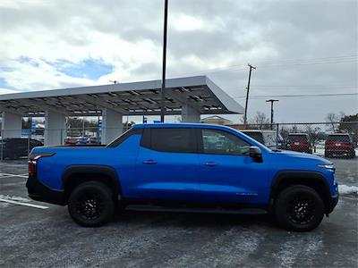 2025 Chevrolet Silverado EV Crew Cab AWD Pickup for sale #52143 - photo 2