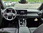 2025 Chevrolet Colorado Crew Cab 4WD Pickup for sale #52198 - photo 11