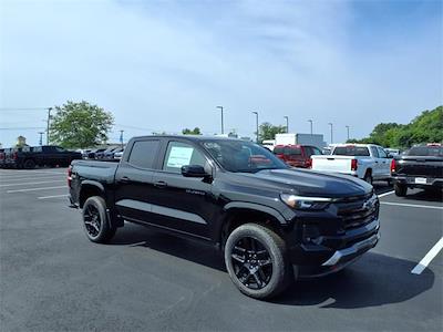 2025 Chevrolet Colorado Crew Cab 4WD Pickup for sale #52421 - photo 1