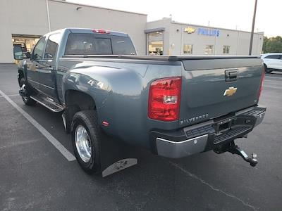 2013 Chevrolet Silverado 3500 Crew Cab 4WD Pickup for sale #52604A - photo 2