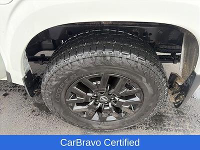 Used 2024 Nissan Frontier - photo 1