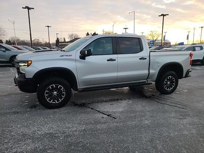 2022 Chevrolet Silverado 1500 Crew Cab 4WD Pickup for sale #60927A - photo 2