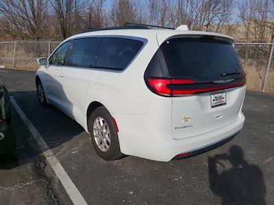 2022 Chrysler Pacifica FWD Minivan for sale #T22965 - photo 2