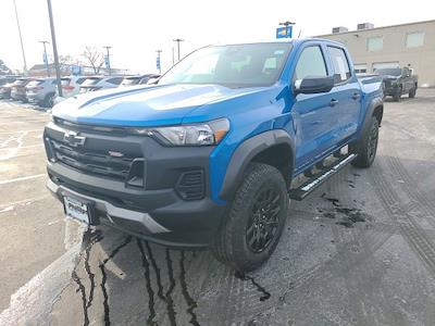 2024 Chevrolet Colorado Crew Cab 4WD Pickup for sale #T23574 - photo 1