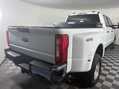 2025 Ford F-350 Crew Cab DRW 4WD Pickup for sale #17794 - photo 2