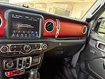 2020 Jeep Gladiator Crew Cab 4WD Pickup for sale #18066A - photo 18