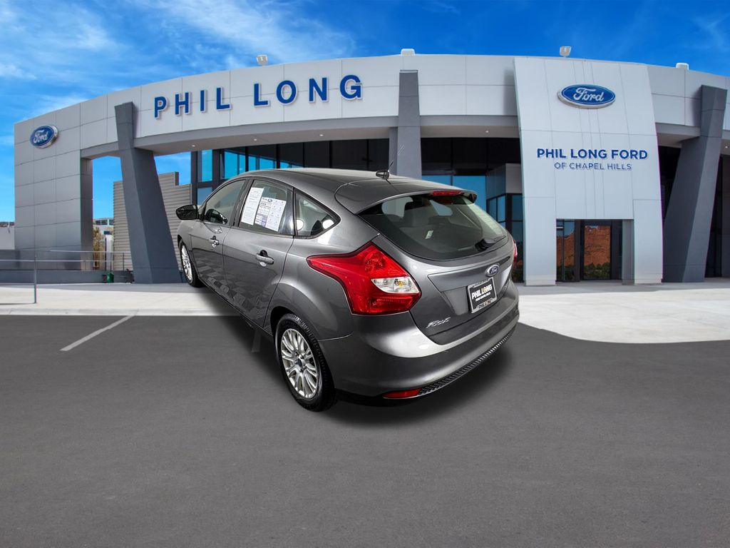 Used 2012 Ford Focus - photo 2