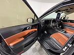 Used 2024 Kia Carnival SX Prestige FWD Minivan for sale #324060A - photo 13