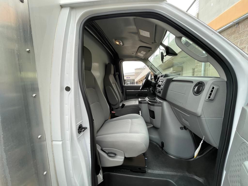New 2024 Ford E-450 - photo 35