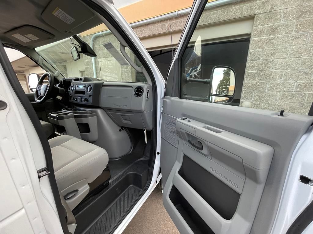 New 2024 Ford E-450 - photo 34