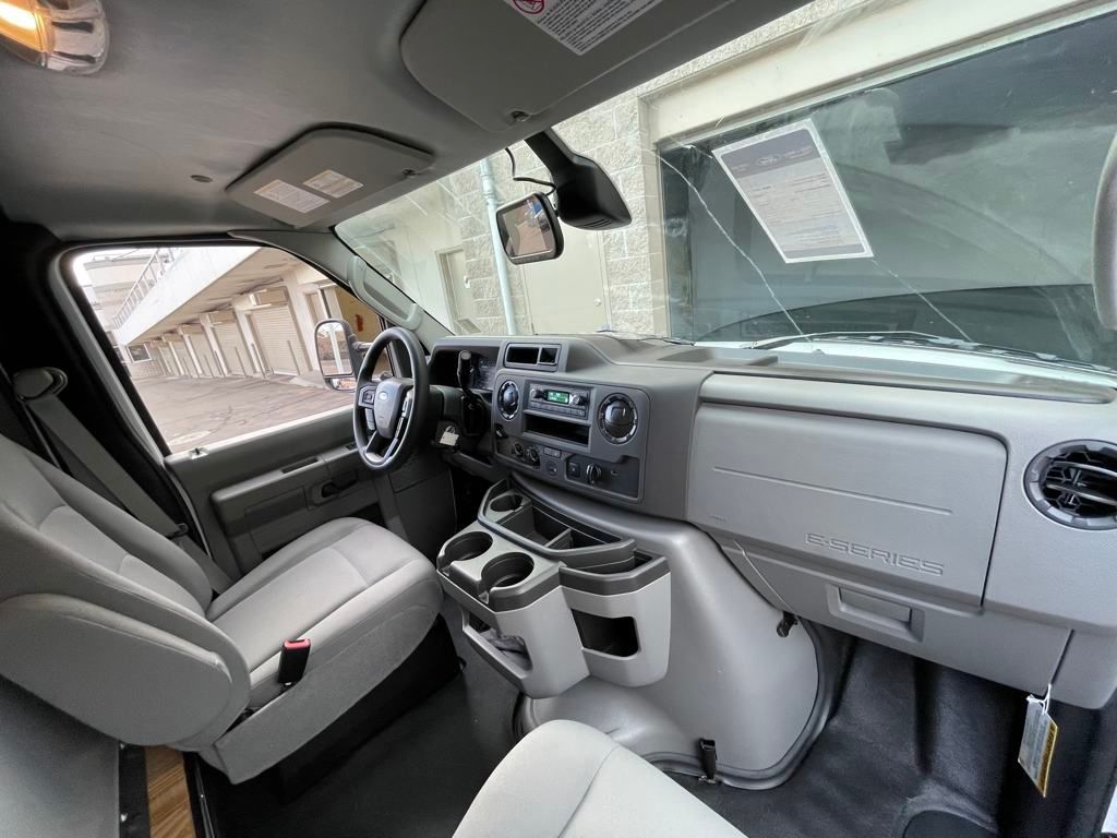 New 2024 Ford E-450 - photo 36