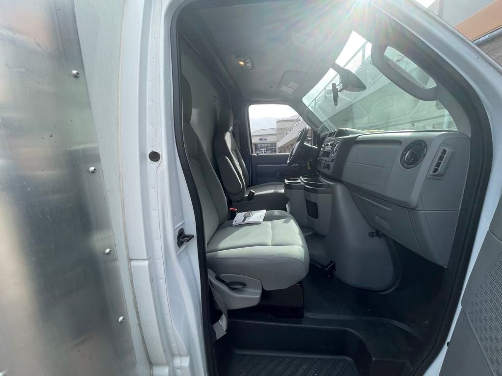New 2024 Ford E-450 - photo 35