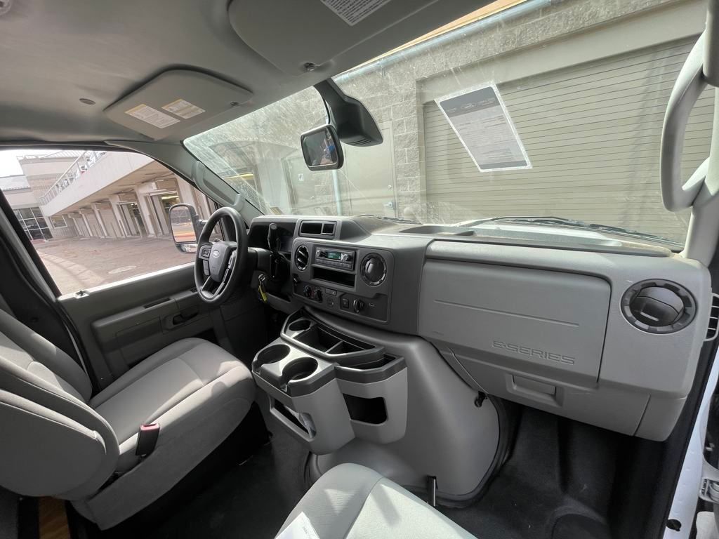New 2024 Ford E-450 - photo 36
