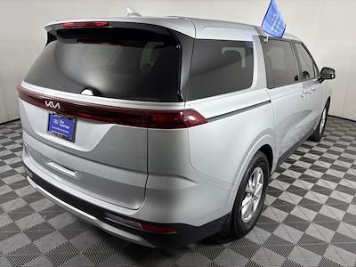 Used 2023 Kia Carnival LX Minivan for sale #375031B - photo 2