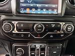2022 Jeep Gladiator Crew Cab 4x4 Pickup for sale #385163A - photo 17