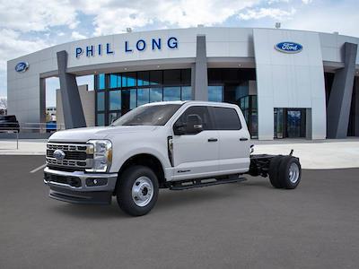 New 2025 Ford F-350 XL Crew Cab 4x4 9' 6" Blue Ridge Manufacturing Steel Flatbed Truck with Gooseneck Hitch for sale #555074 - photo 1